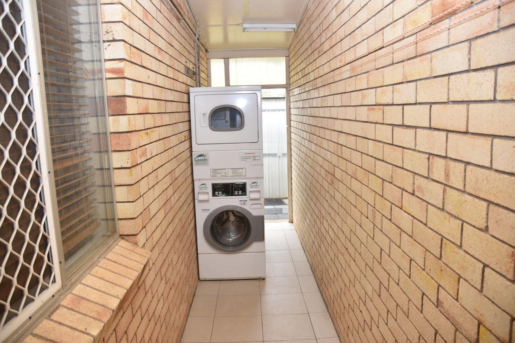 Chinchilla Motel Экстерьер фото